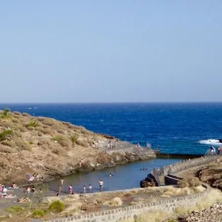 Moderna Casa Independiente Con Piscina, Vista Mar Y Teide En Vakantiehuis La Listada